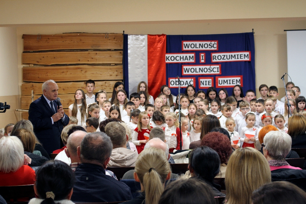 GMINNE OBCHODY NARODOWEGO ŚWIĘTA NIEPODLEGŁOŚCI W ŁOSIU